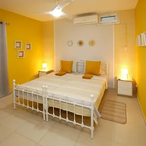 https://930m-to-beach-2-bedroomveranda-perfect-located.hotelsatayianapa.com