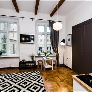 https://dreaming-apartments.hotelslviv.net
