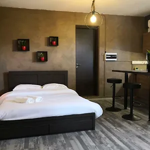 https://the-room.hotelsatayianapa.com